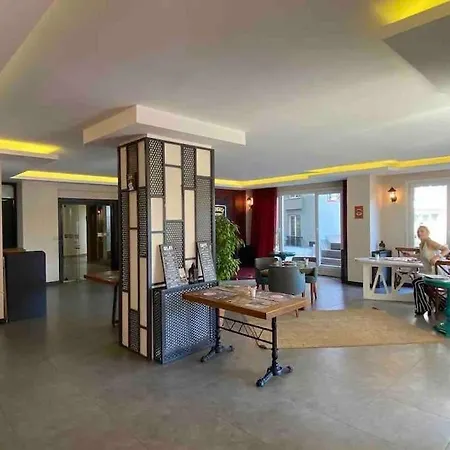 Full Esyali 3 Yatak Ve Salon , Havuzlu Dubleks *